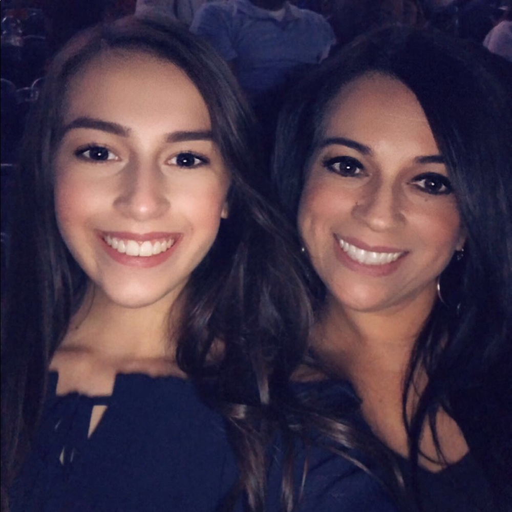 Meet your Posher, Haylee